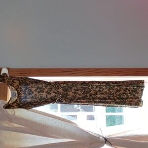 Vintage! Forever, Caroline 6 Women's Floral Print Dress - Army Green & Tan/Gold